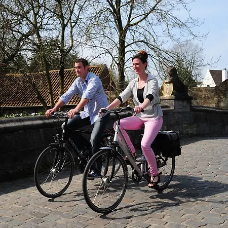 Val Des Roses Bed and Breakfast 3*
